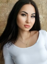 Single Armenia girl Christina