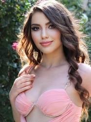 Dating girl Ukraine Alexandra