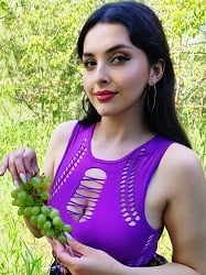 Girl from Ukraine Valentyna