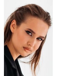 Addresses hot Ukraine women Yevheniia