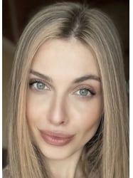 Addresses hot Ukraine women Yuliia
